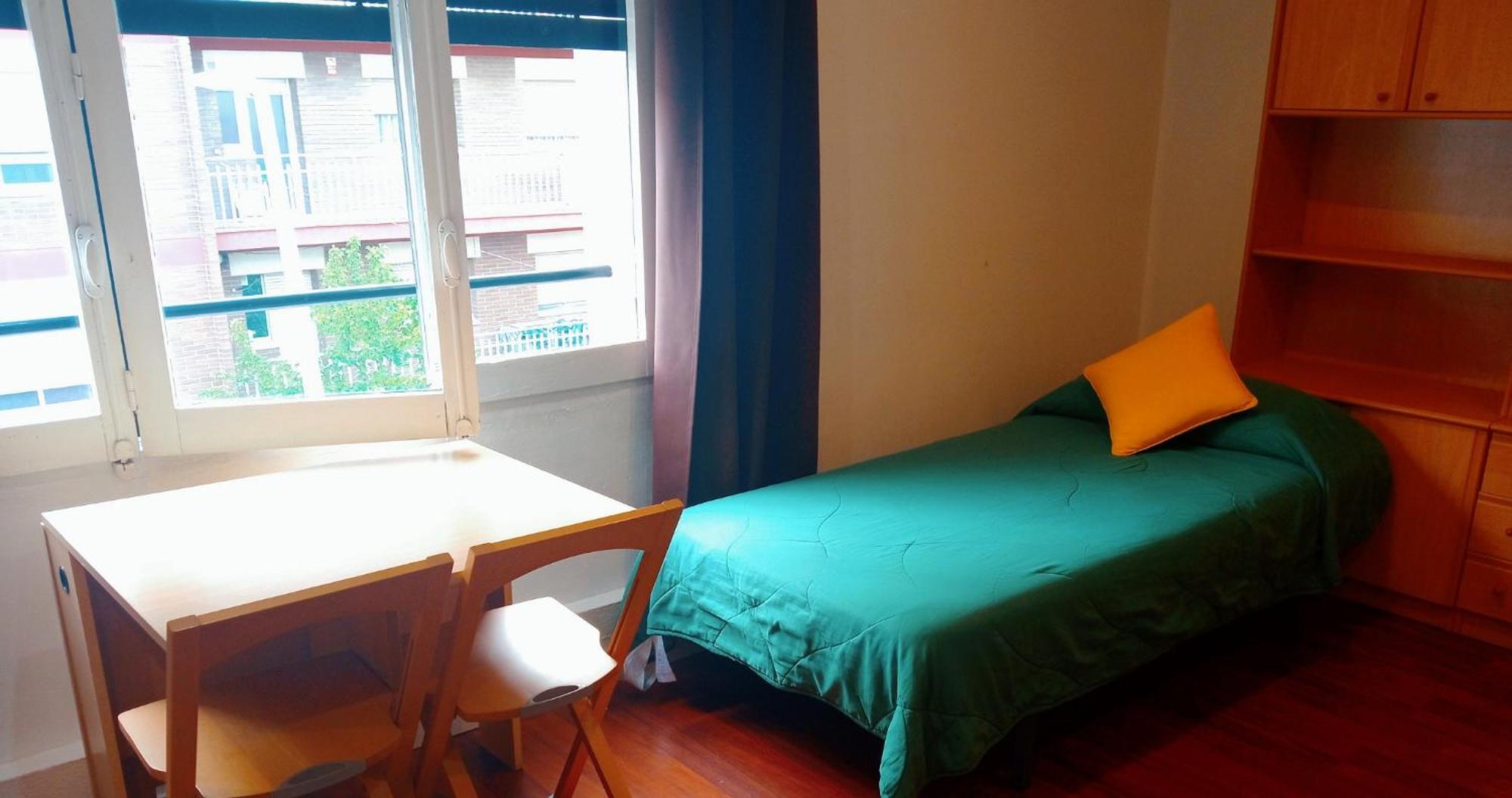 Habitaciones Centricas En Tárrega Camera foto