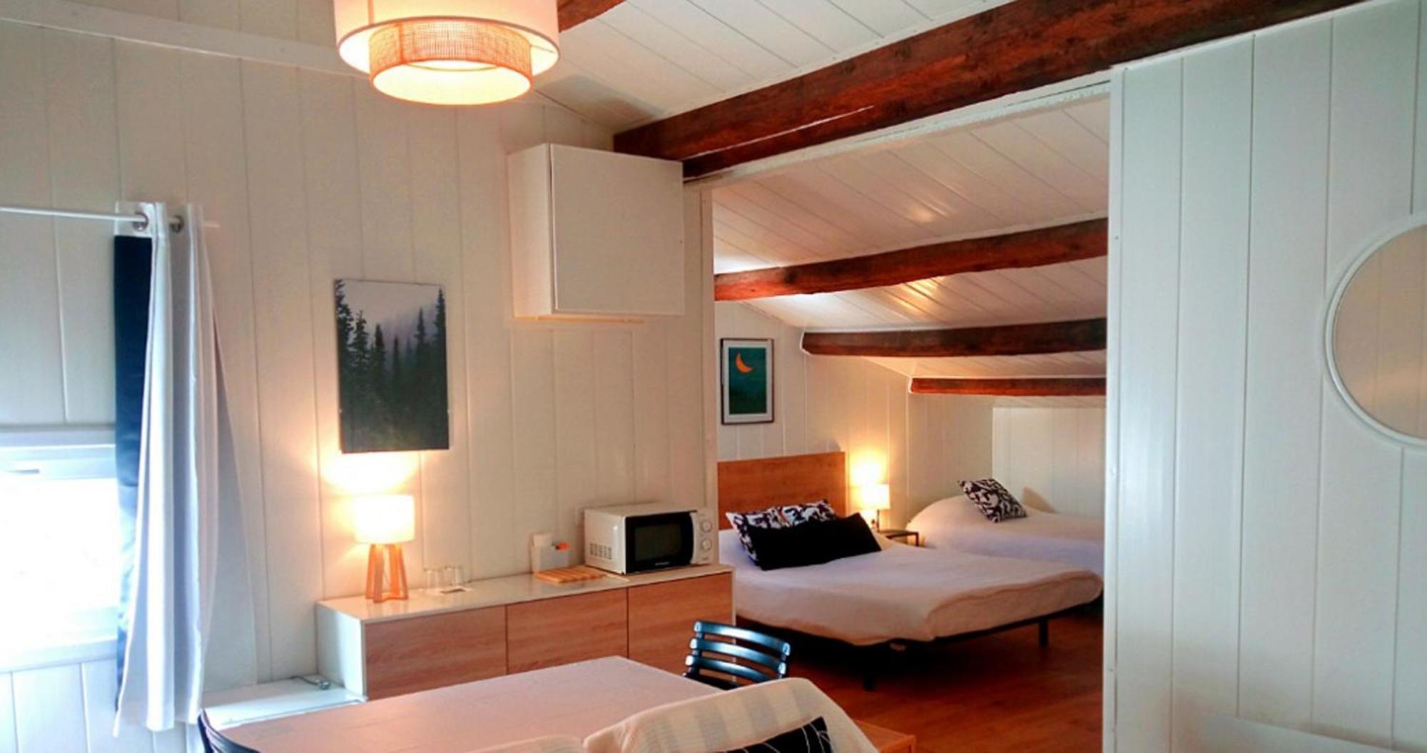 Habitaciones Centricas En Tárrega Camera foto